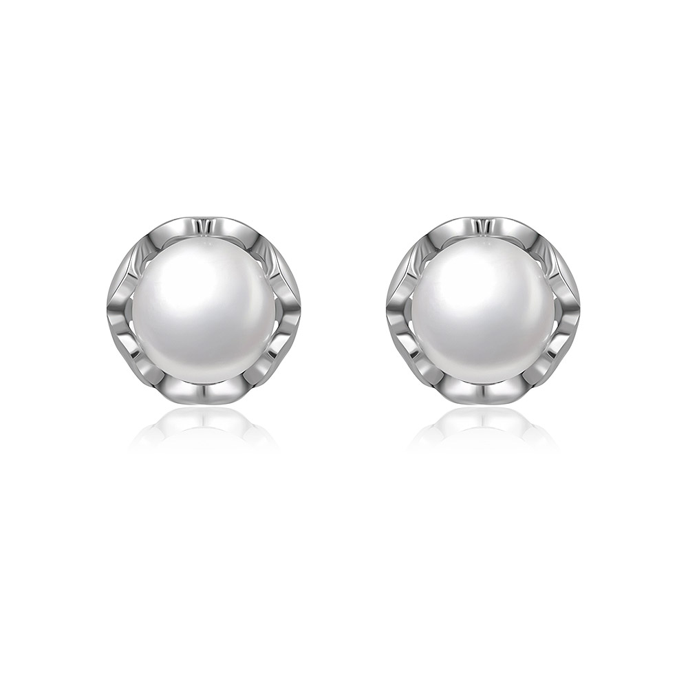 Pearl Ear Studs